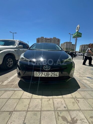 Toyota Prius-1