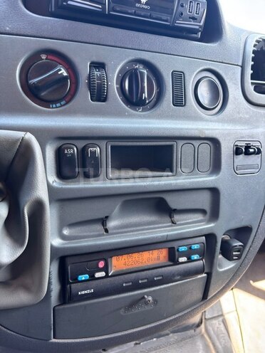 Mercedes Sprinter 413-4