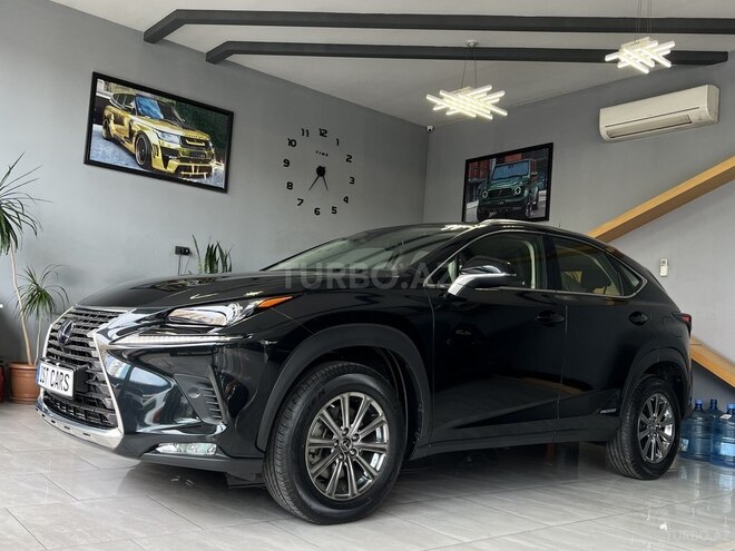 Lexus NX 300h-3