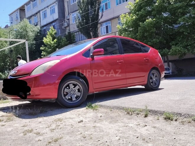 Toyota Prius-3