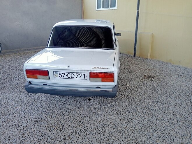 LADA (VAZ) 2107-3