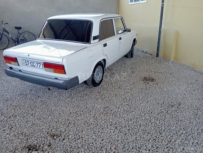 LADA (VAZ) 2107-4