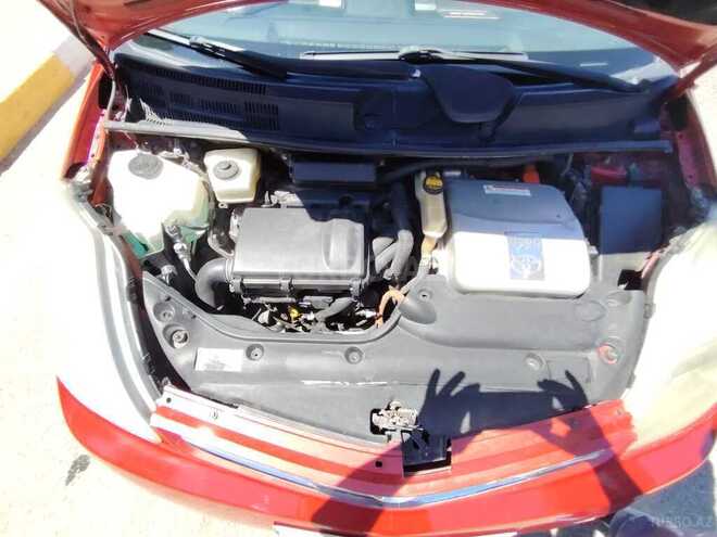 Toyota Prius-6