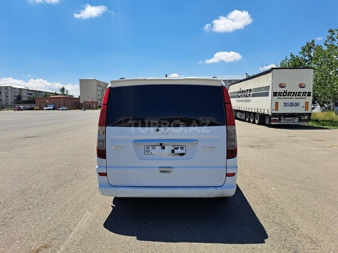 Mercedes Viano-4