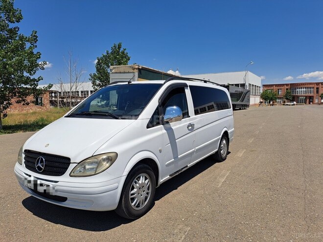 Mercedes Viano-2