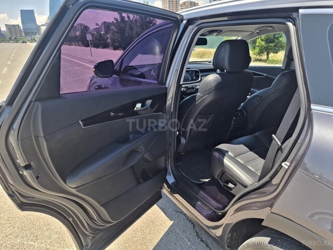 Kia Sorento-15