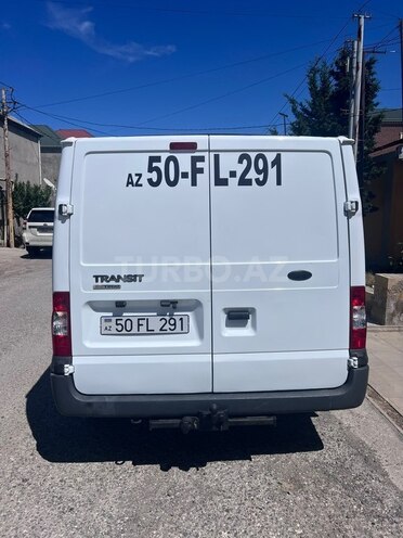 Ford Transit-2