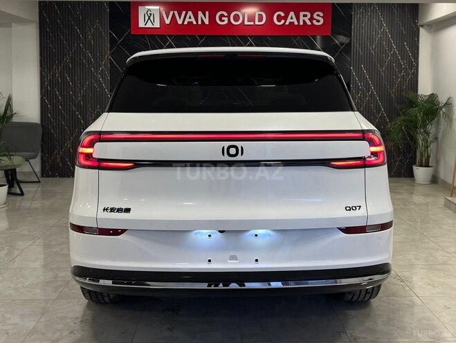 Changan Qiyuan Q07-5