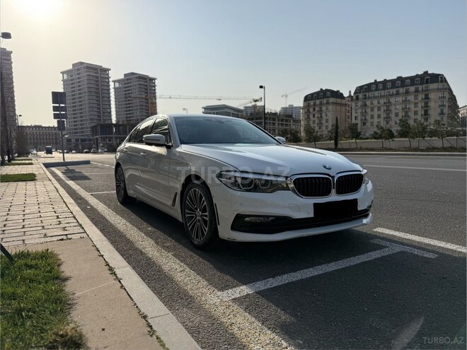 BMW 530e-3