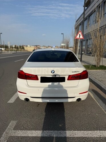 BMW 530e-5