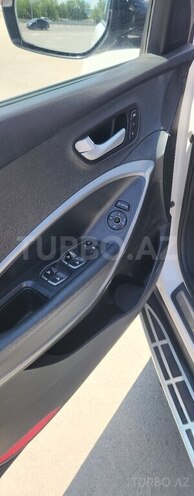 Hyundai Santa Fe-6