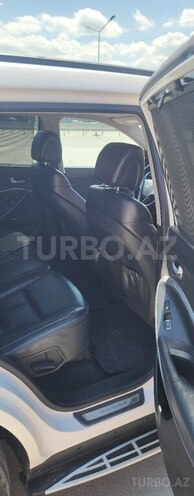 Hyundai Santa Fe-10