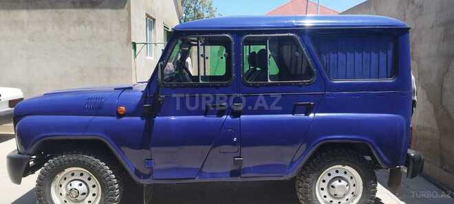 UAZ Hunter-8