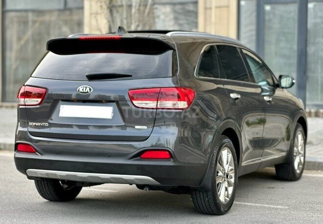 Kia Sorento-7