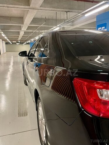 Toyota Camry-8