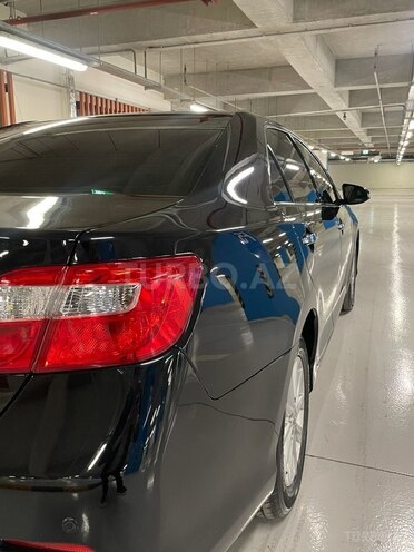 Toyota Camry-9