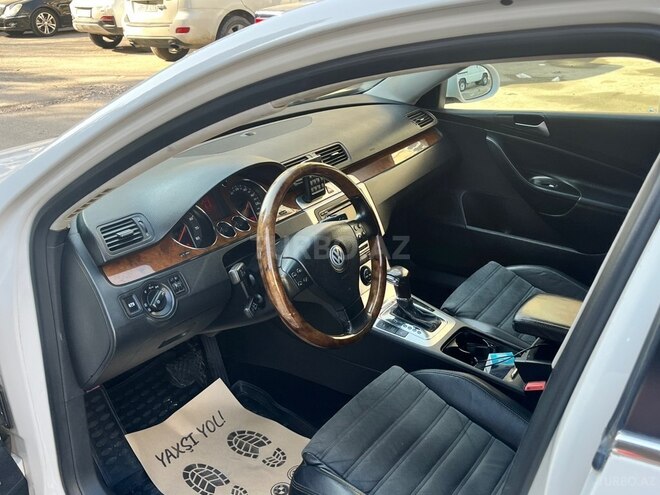 Volkswagen Passat-2