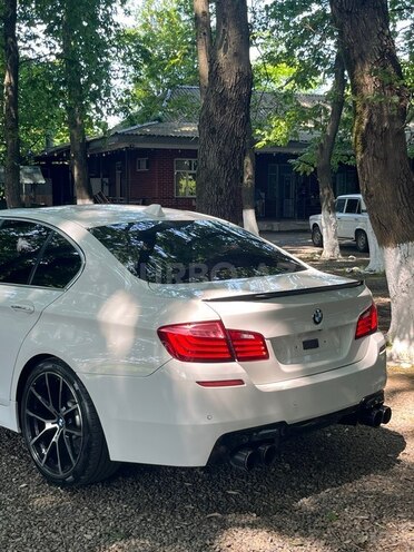 BMW 528-11