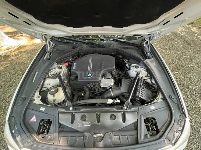 BMW 528-12