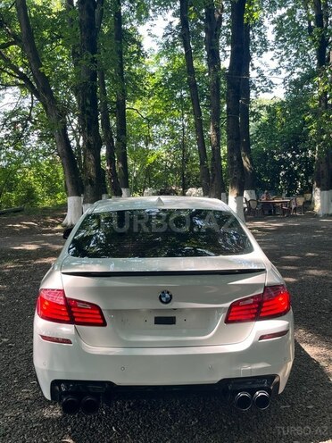 BMW 528-7