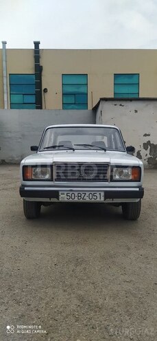 LADA (VAZ) 2107-1