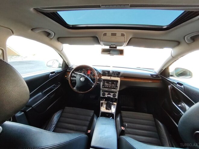 Volkswagen Passat-7