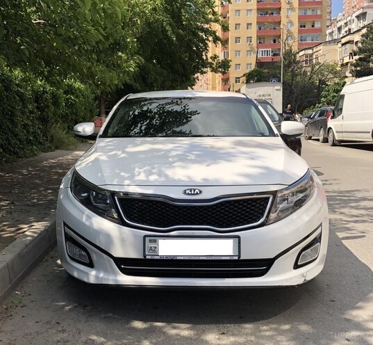 Kia K5-1