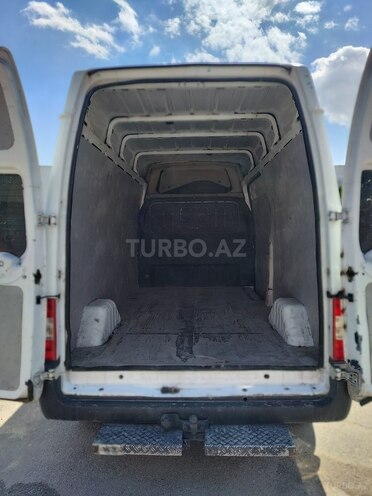 Ford Transit-11