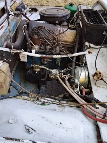 LADA (VAZ) Niva-15