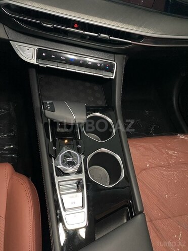 Changan Eado Plus-12