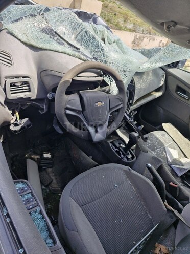 Chevrolet Cobalt-5