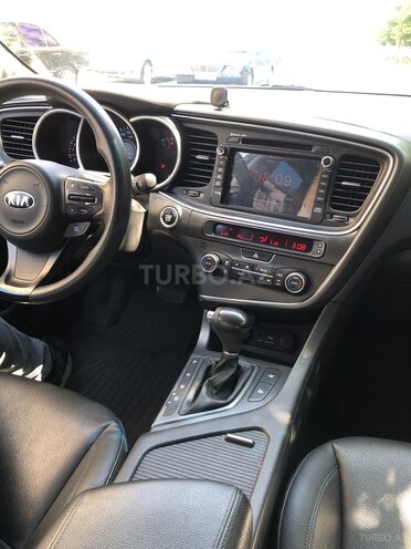 Kia K5-7