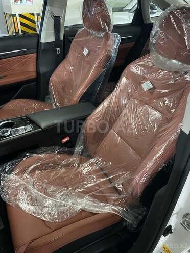 Changan Eado Plus-13