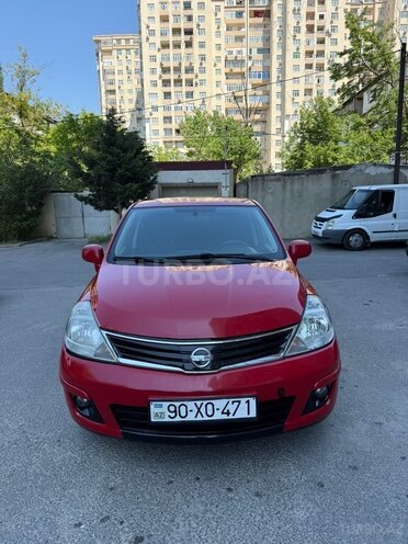 Nissan Tiida-6