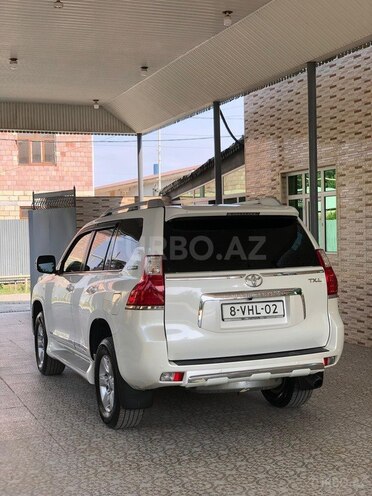 Toyota Land Cruiser Prado-6
