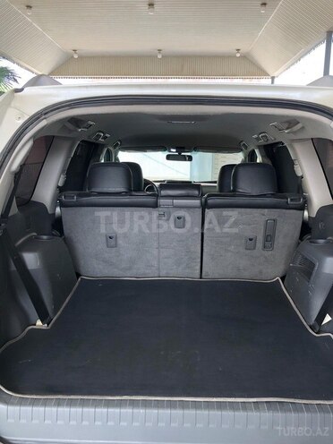 Toyota Land Cruiser Prado-16