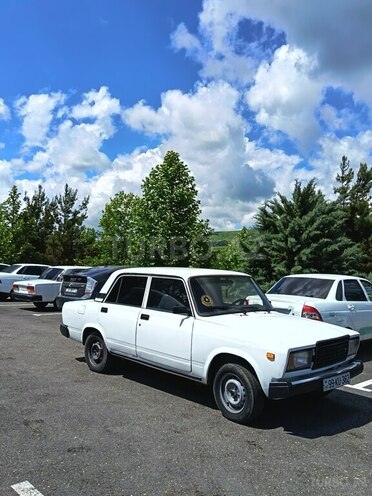 LADA (VAZ) 2107-2