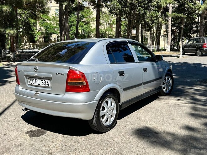 Opel Astra-3