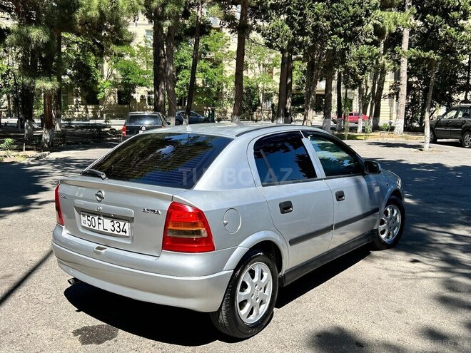 Opel Astra-7