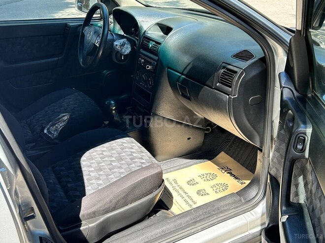 Opel Astra-9
