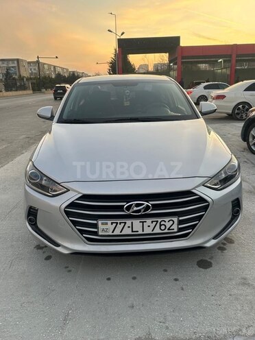 Hyundai Avante-1