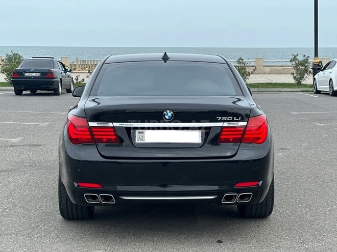 BMW 760-6