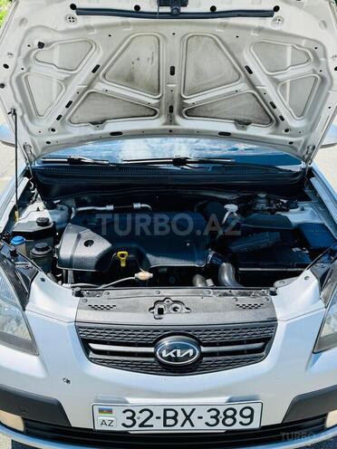 Kia Rio-11