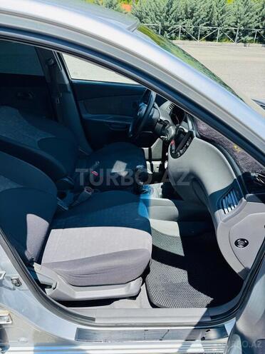 Kia Rio-12