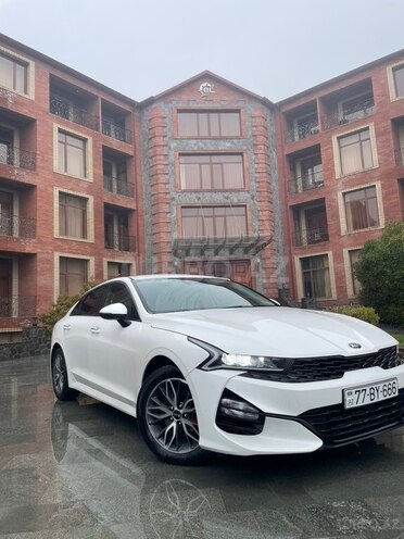 Kia K5-3