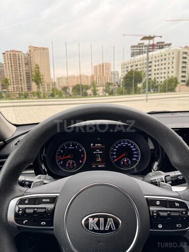 Kia K5-7