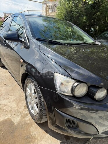 Chevrolet Aveo-2