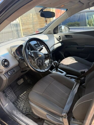 Chevrolet Aveo-4