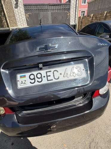 Chevrolet Aveo-11