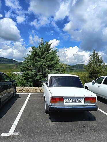 LADA (VAZ) 2107-5